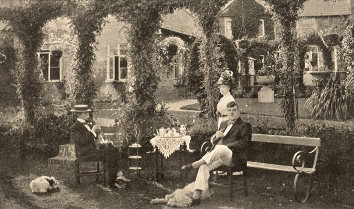 Landlord Seymour Usher in Ye Olde Two Brewers garden c. 1900